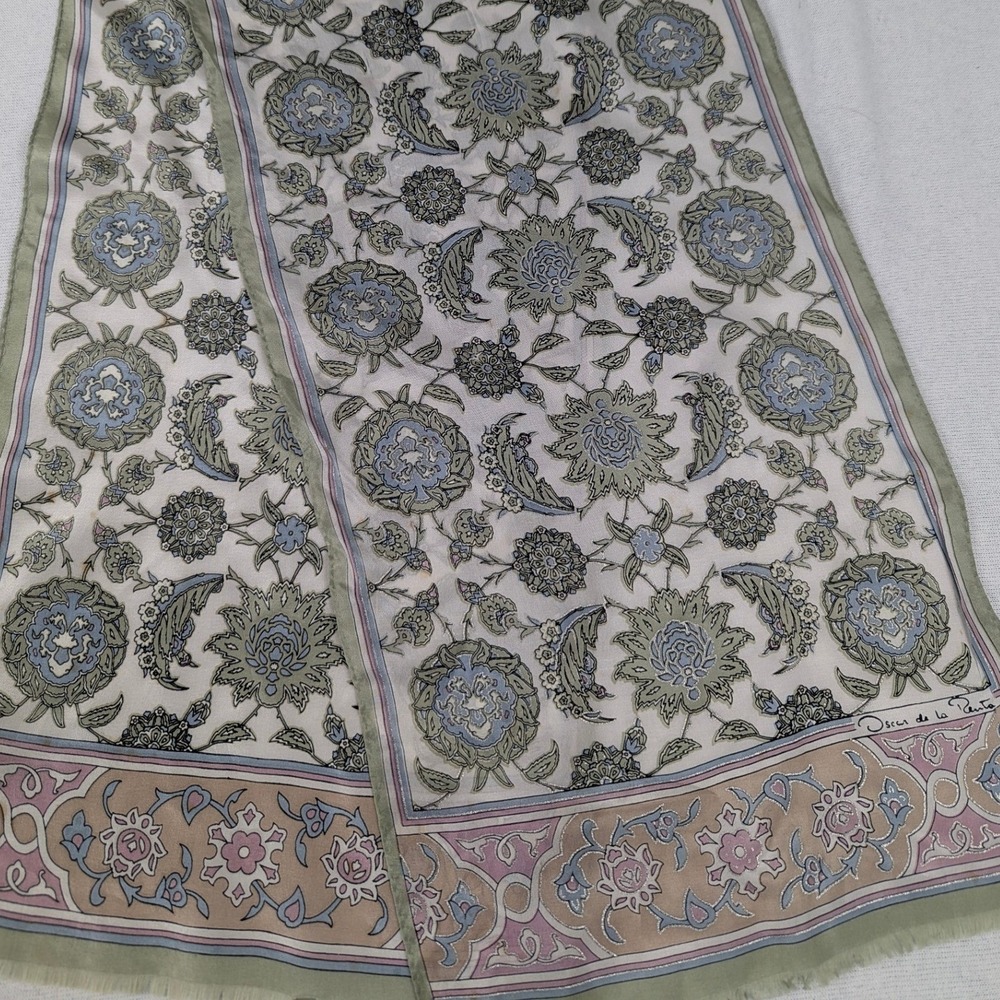 Oscar de la Renta Silk Scarf Floral Paisley Green Pink Blue Japan VTG Grandma